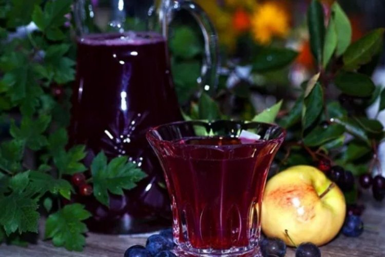 Компот из терна и яблок