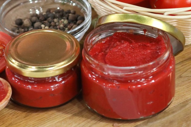 Томатная паста с корицей и гвоздикой на зиму