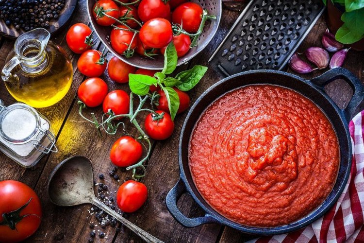 Томатная паста с имбирем и красным перцем