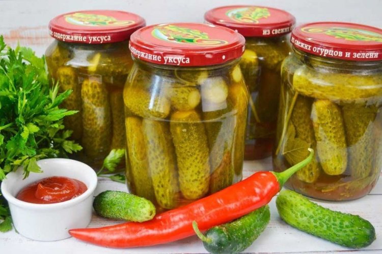 Огурцы в соусе чили со стерилизацией