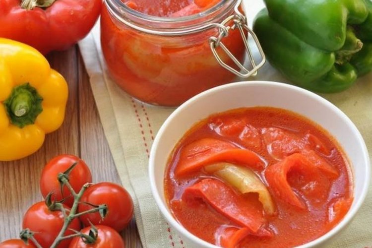 Маринованный перец в томатном соке на зиму