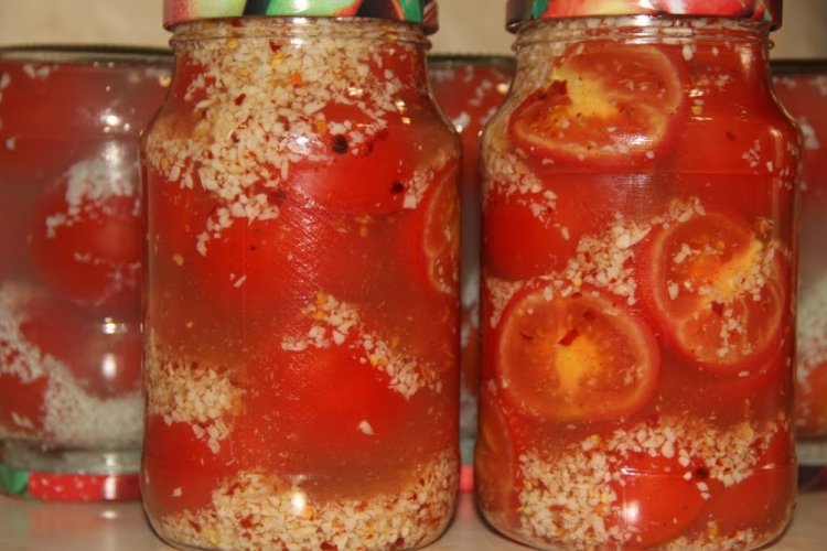 Помидоры «в снегу» на зиму