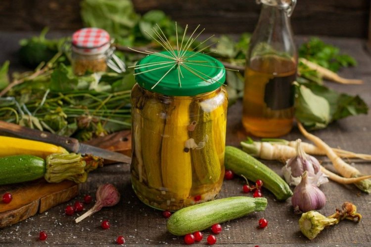 Соленые кабачки целиком на зиму