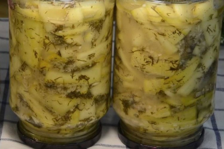 Соленые кабачки с горчицей на зиму