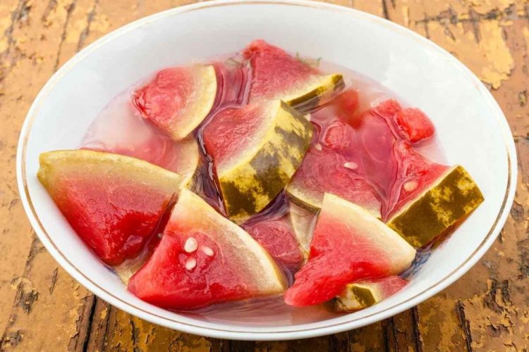 Маринованные арбузы с базиликом на зиму