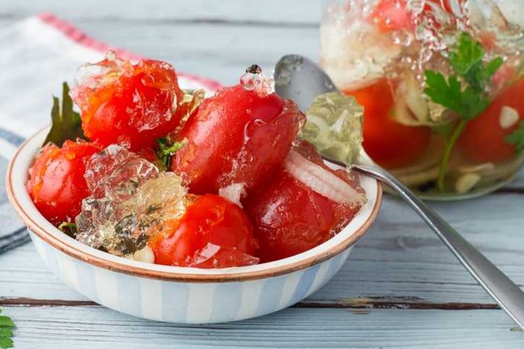 Помидоры в желатине с лимонной кислотой