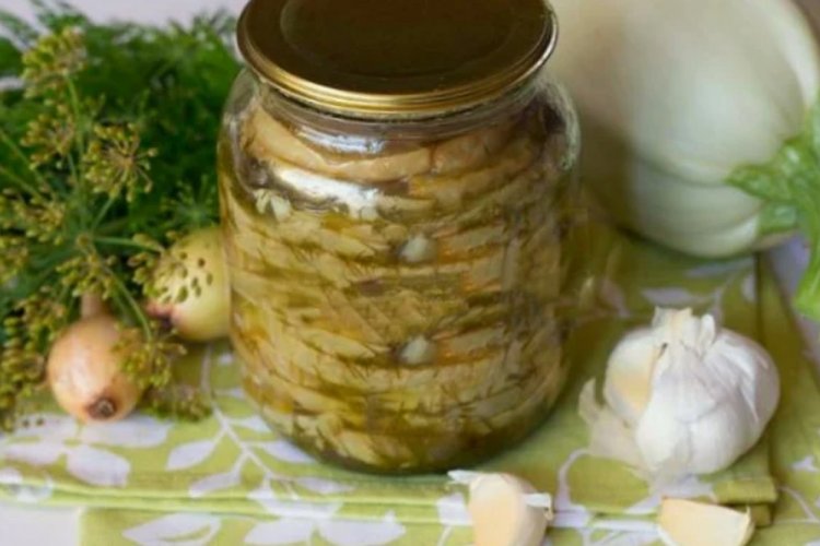 Жареные кабачки в муке на зиму