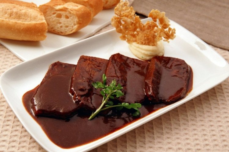 Шоколадный соус к мясу