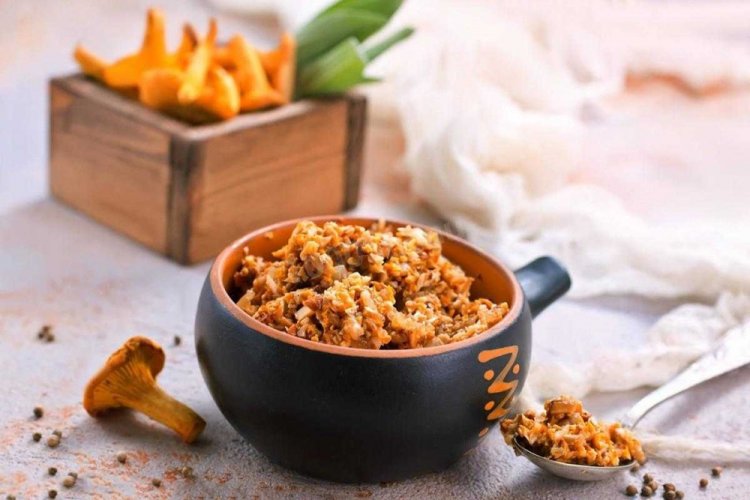 Икра из жареных лисичек на зиму