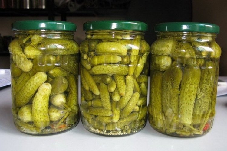 Огурцы по-болгарски с горчицей, укропом и острым перцем