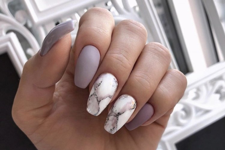 Мраморный маникюр