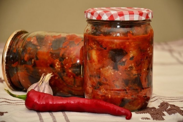Острые баклажаны по-грузински на зиму