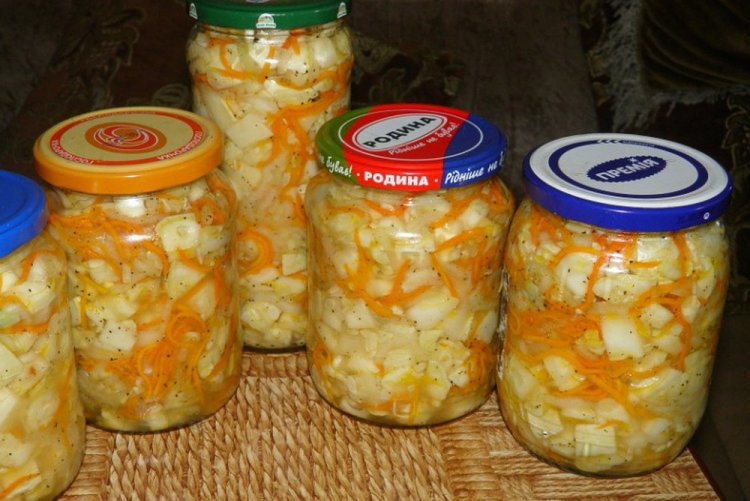 Салат из патиссонов с морковью и луком на зиму