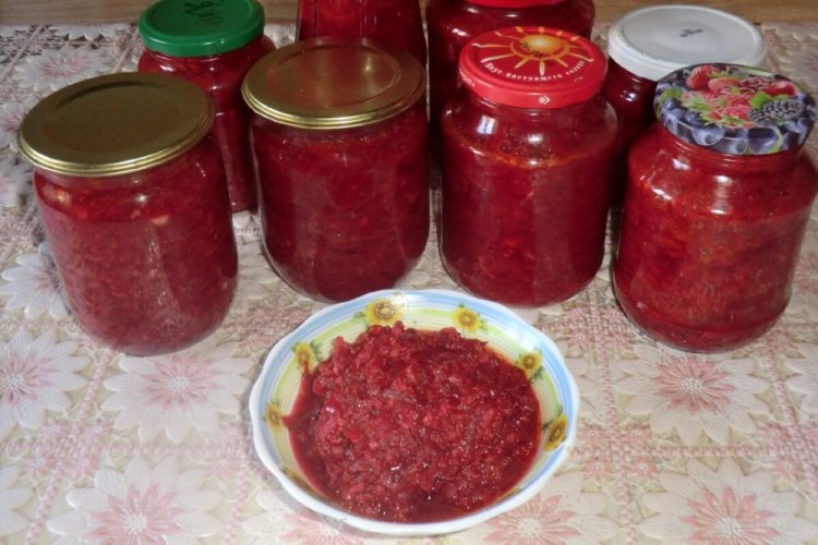 Салат из свеклы и баклажанов на зиму