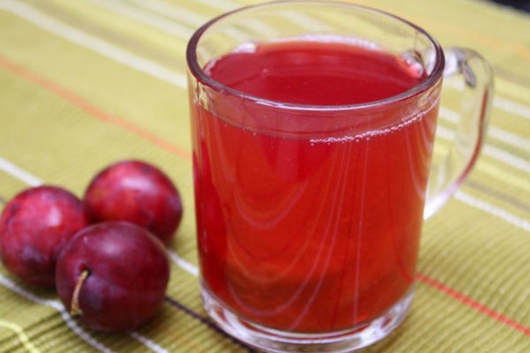 Компот из арбуза и сливы