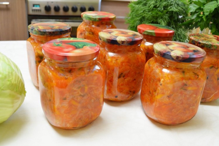 Солянка с помидорами на зиму