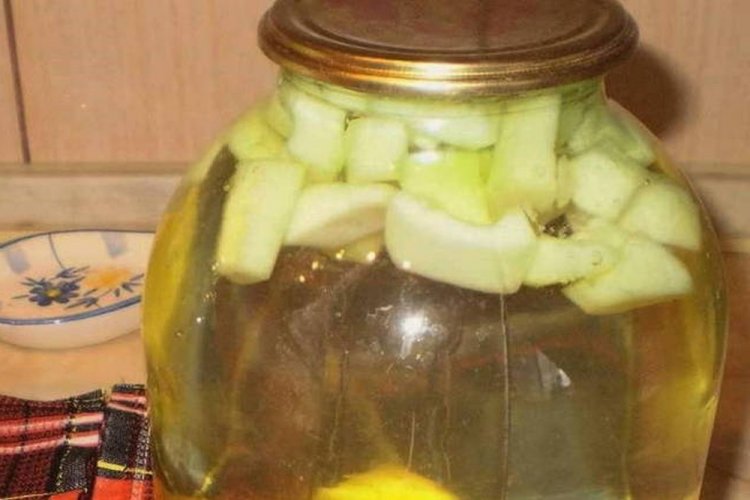 Компот из дыни с виноградом на зиму