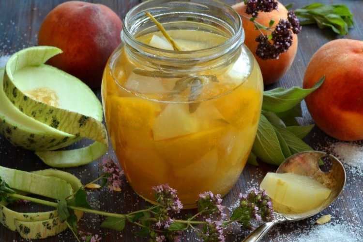 Компот из дыни с персиками на зиму