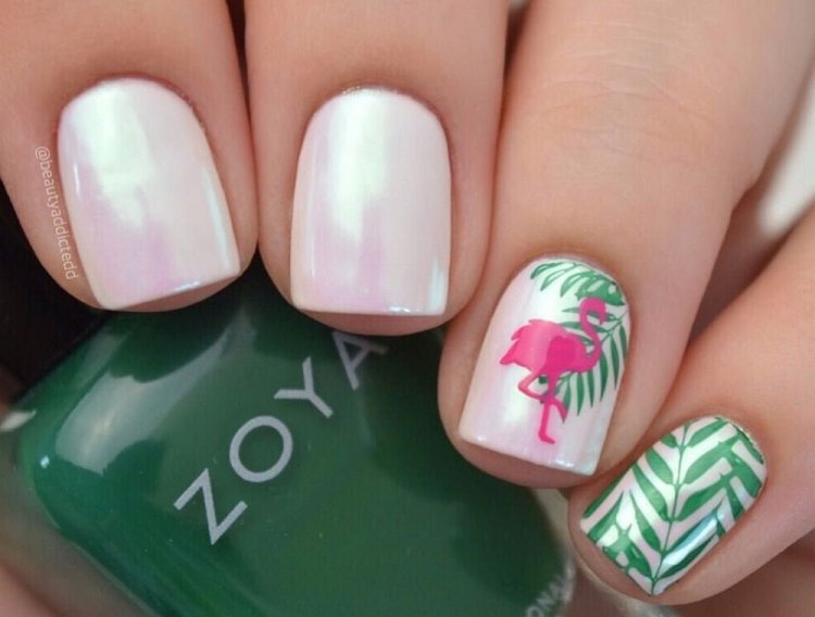 Летний маникюр «Тропики»