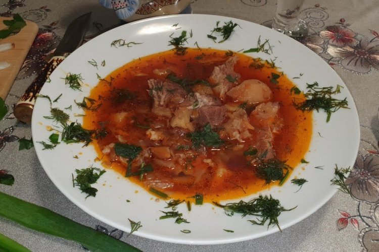 Борщ в афганском казане