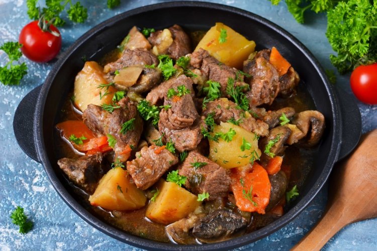 Картошка с грибами в афганском казане