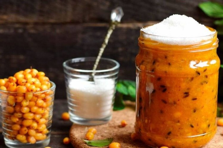 Сырое варенье из облепихи через мясорубку