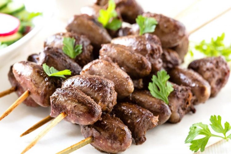Шашлык из куриных сердечек с бальзамическим уксусом