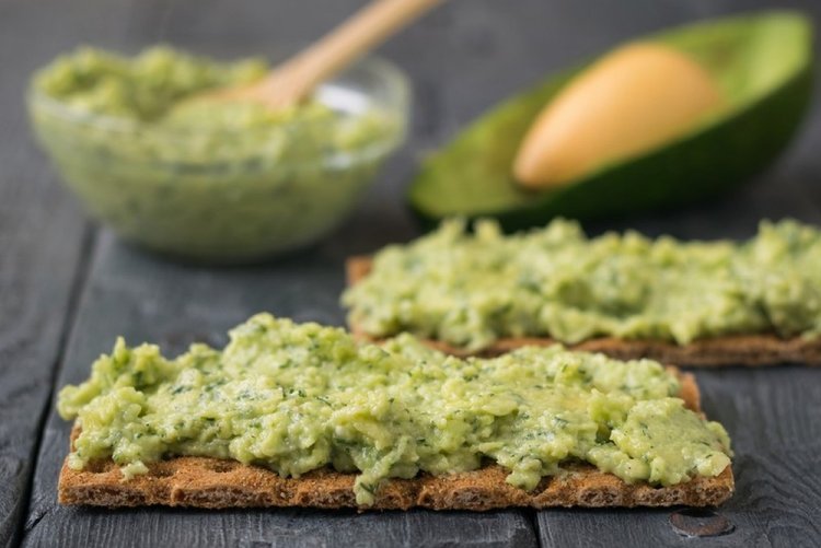 Намазка из тофу и авокадо