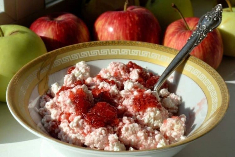 Начинка для чебуреков с творогом и ягодами