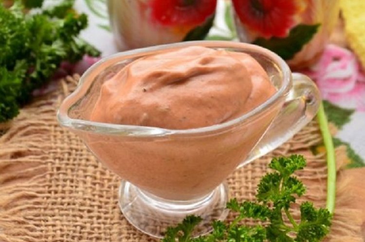 Соус для пельменей со сметаной и томатной пастой