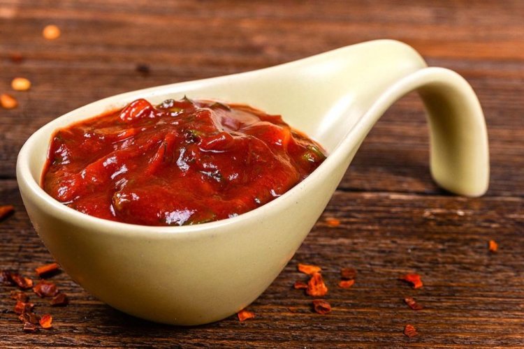 Острый соус барбекю с хлопьями красного перца