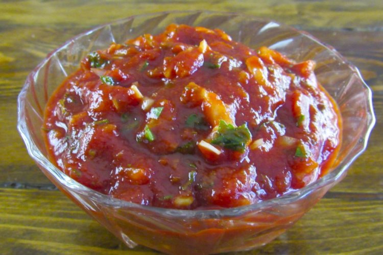 Соус из томатной пасты для шашлыка