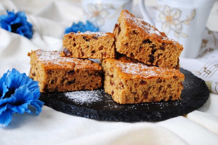 Пирог с вареньем на сковороде