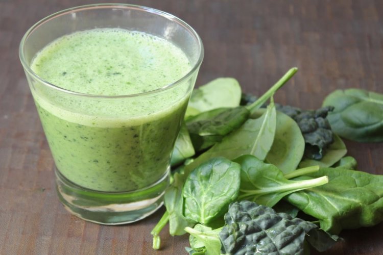 Смузи со щавелем и бананом