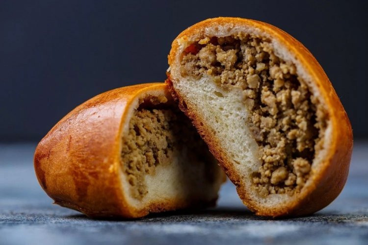 С мясом и луком