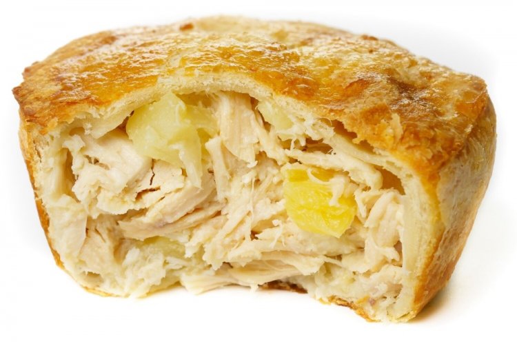 С мясом и ананасами