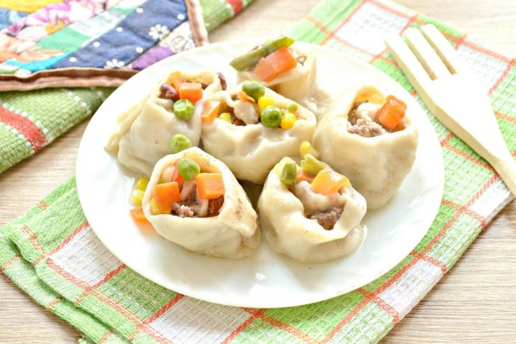 Ленивые пельмени с овощами