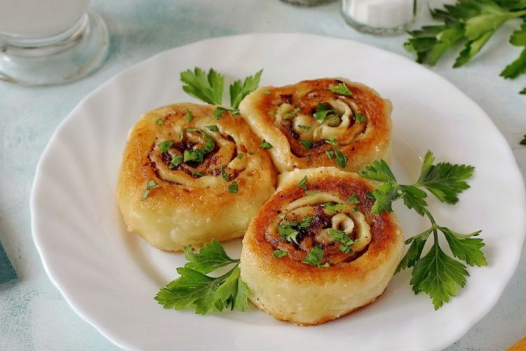 Ленивые пельмени на сковороде