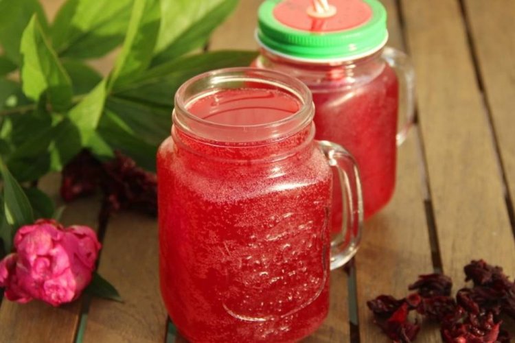 Квас из каркаде