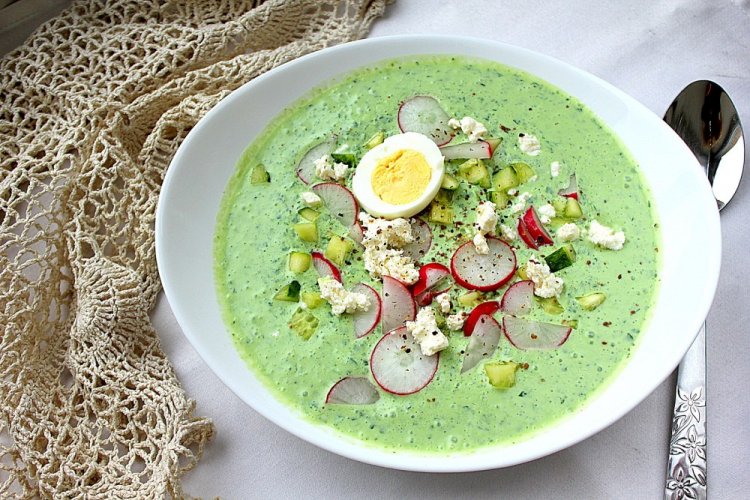 Холодный щавелевый суп с фетой