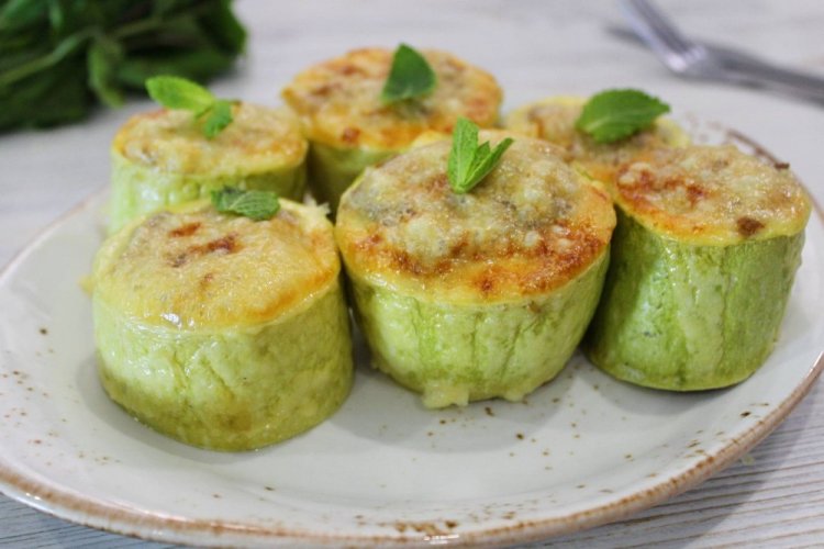 Фаршированные кабачки