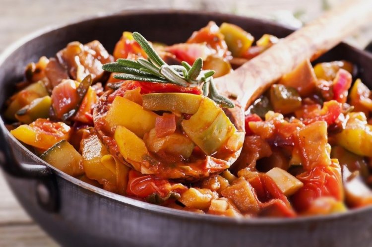 Летнее овощное рагу