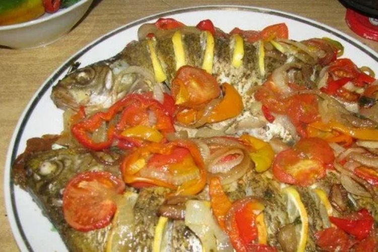 Лещ в соевом соусе в духовке