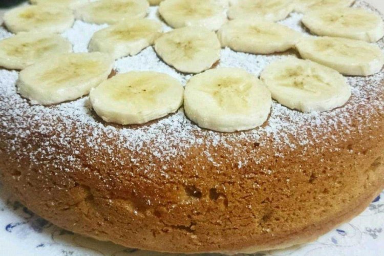 Банановый пирог на сметане