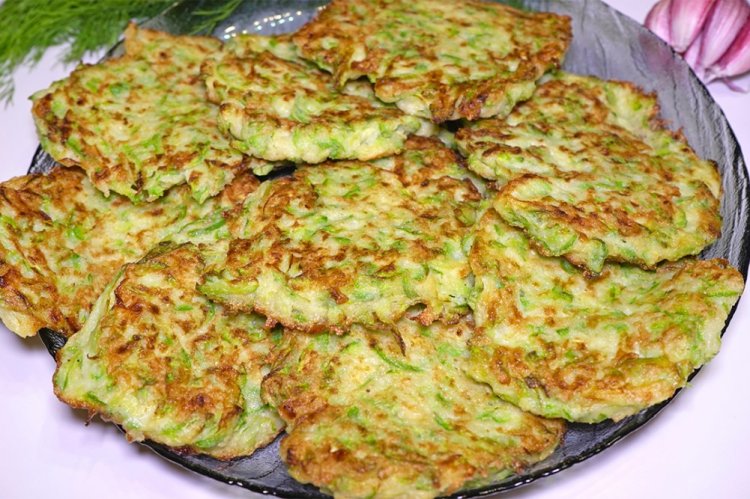 Драники из кабачков с манкой