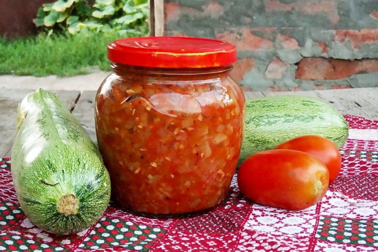 Соте из кабачков с помидорами на зиму