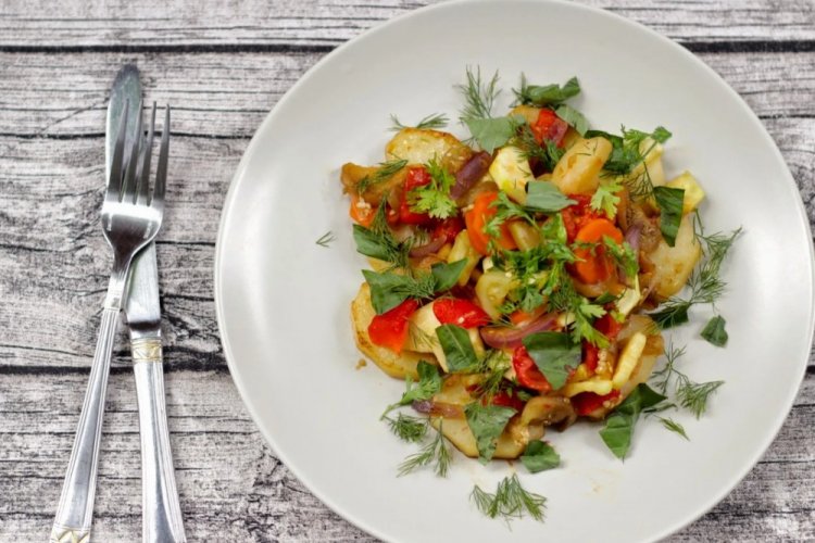 Соте из кабачков с картошкой