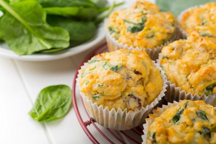 Творожные маффины с сыром и шпинатом