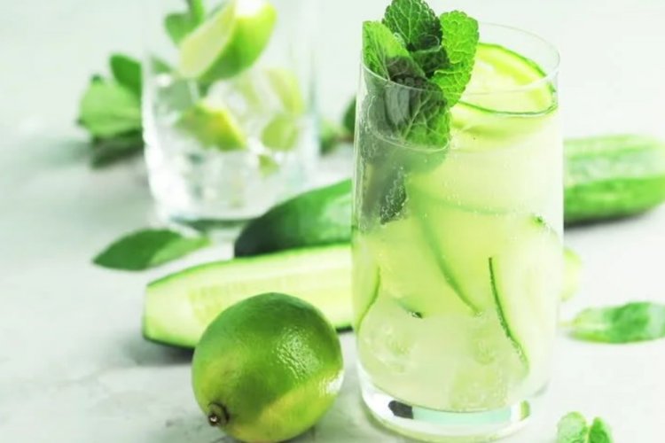 Огуречный коктейль с лимончелло