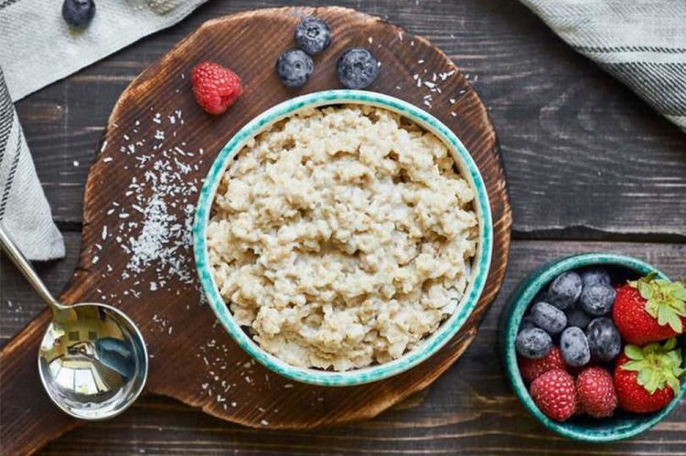 Овсяная каша на миндальном молоке